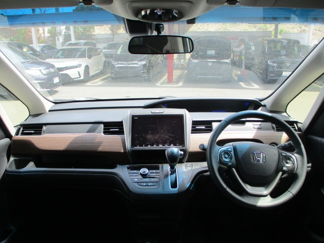 フリード1.5 クロスター