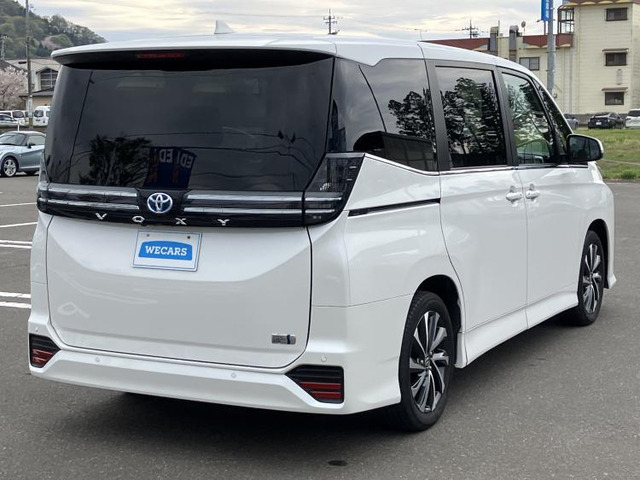 ヴォクシー1.8 ハイブリッド S-Z