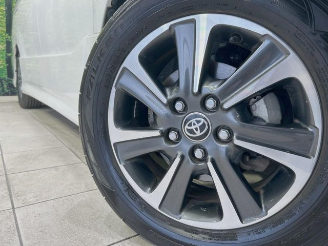 �y����16�C���`�A���~�z�C�[���z�O�ςɃ}�b�`���������A���~�z�C�[���𑕒����Ă���܂��B�e��ЊO�A���~�z�C�[����A�X�^�b�h���X�^�C�����戵�����Ă���܂��B���񂲑��k����������