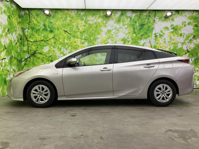 プリウス1.8 S セーフティ プラス