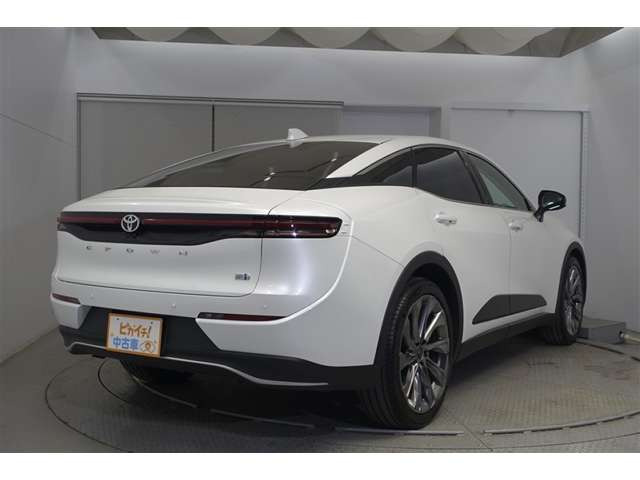 クラウンクロスオーバー2.5 G アドバンスト レザー パッケージ E-Four 4WD