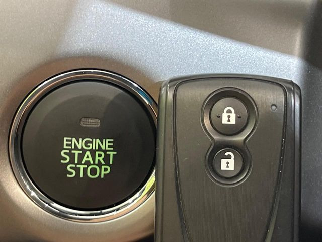 �y�L�[�t���[�V�X�e���z�J�o����|�P�b�g�ɓ��ꂽ�܂܂ł��h�A�̎{���E�������\�ȃX�}�[�g�L�[�𑕔��B�G���W���̃I���E�I�t�����J�M�����o���K�v����������Ƃ��Ă��֗��ł���