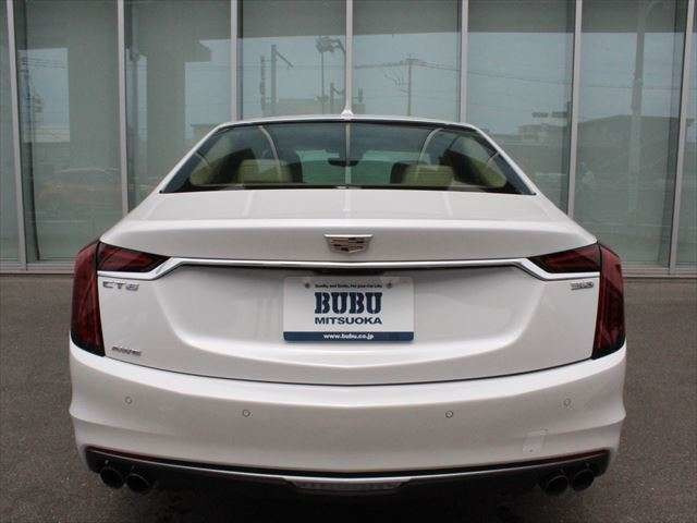 CT6プラチナム 4WD