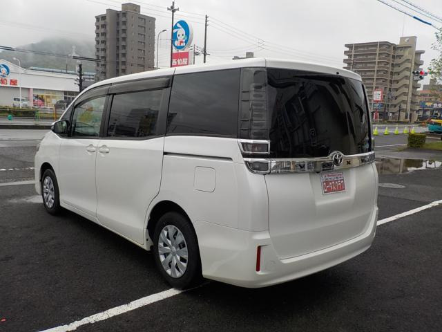 ヴォクシー2.0 X