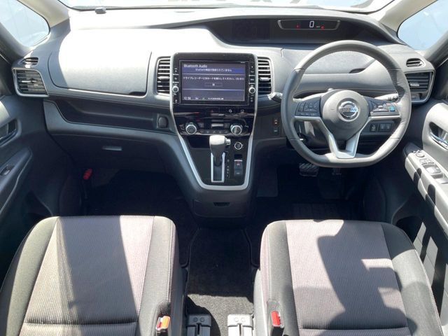 セレナ2.0 ハイウェイスター VセレクションII