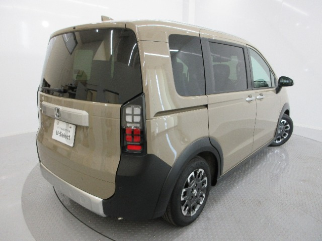 フリード1.5 クロスター