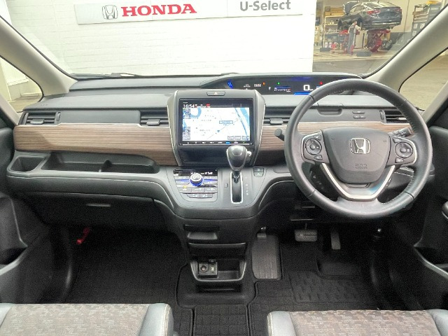 フリード+1.5 クロスター