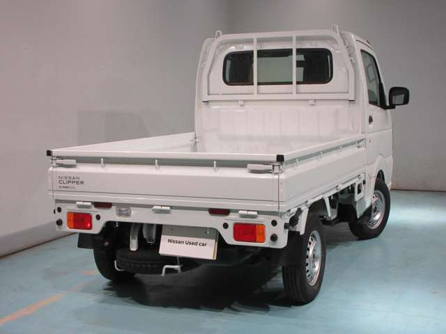 クリッパートラックDX 4WD