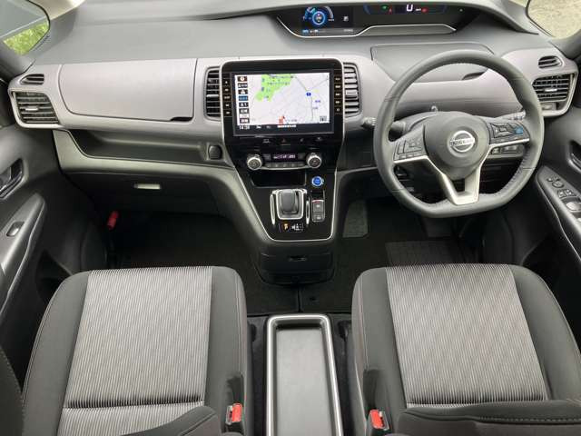 セレナ1.2 e-POWER ハイウェイスターV