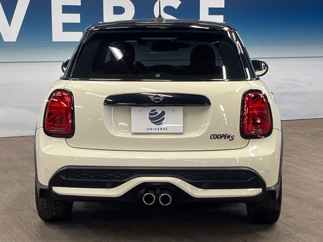 �����X�ł͑�O�ҋ@�ւɂ��ԗ��i���Ӓ�𓱓����A�C�����Ԃ�r���B�Ӓ菑�����s����܂��̂ŁA�ς��ƌ��������ł͕�����Ȃ��ӏ��܂Ŕ[��������ł��������������܂��B���ꕔ�����{�̏ꍇ���������܂��B