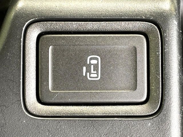 �y�p���[�X���C�h�h�A�z�X�}�[�g�L�[��^�]�Ȃ̃X�C�b�`�ŃX���C�h�h�A�̊J���\���d��������͂����ăh�A���J����K�v�������A���������q�l�ł��A�d���ו��������Ă��鎞�����N�ɊJ���߂ł��܂���