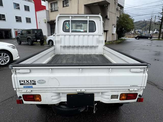 ピクシストラックスペシャル エアコン・パワステバージョン 4WD