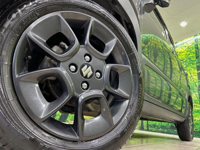 �y����16�C���`�A���~�z�C�[���z�O�ςɃ}�b�`���������A���~�z�C�[���𑕒����Ă���܂��B�e��ЊO�A���~�z�C�[����A�X�^�b�h���X�^�C�����戵�����Ă���܂��B���񂲑��k����������