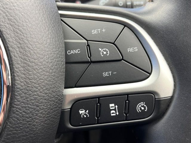 �����[�_�[�N���[�Y�R���g���[��:�O�̎ԂƂ̎Ԋԋ��������ɂƂ�A��葬�x�Ŏ������s���Ă���鎟����̃N���[�Y�R���g���[��!��ɍ������H�⎩���Ԑ�p���H�Ŏg�p����֗��ȋ@�\�ł�!