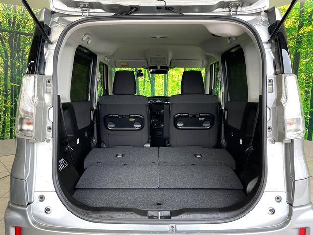 ���i�̂���������ʋ΁A���}���ɏ\���ȉ׎��X�y�[�X���m�ۂ��Ă���܂��B�Z�J���h�V�[�g��|���ƁA�傫�ȉו��̐ύڂ��\�ł���