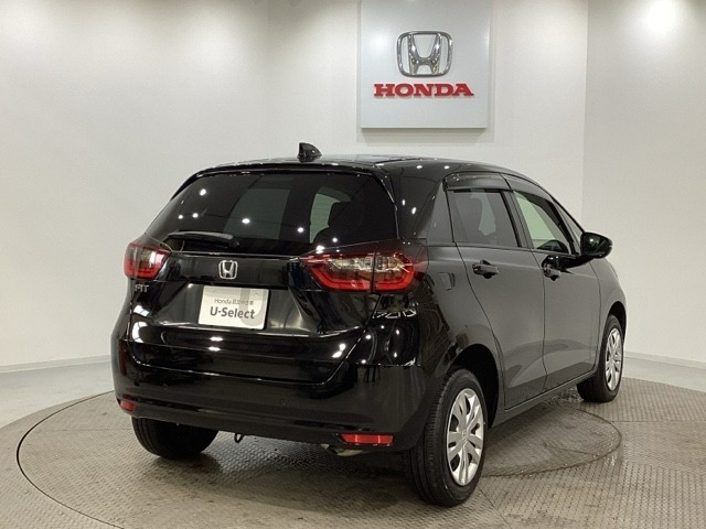 フィット1.5 ホーム 4WD