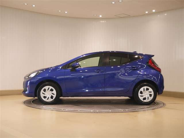 アクア1.5 X E-Four 4WD