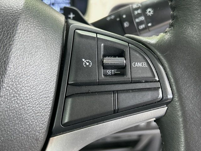 �y�N���[�Y�R���g���[���z�������H�����N���N���s�B�A�N�Z���𗣂��Ă���葬�x�ő��s���ł��A�������^�]���̕��S���y��!�����E�������ȒP�ȃX�C�b�`����Œ����ł��܂��B