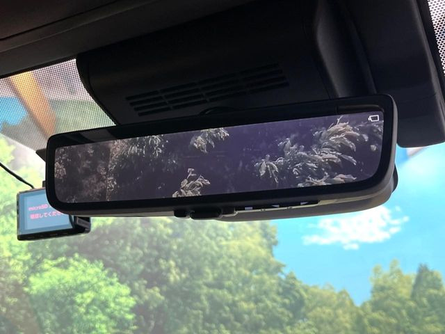 �y�f�W�^���C���i�[�~���[�z��Ȃ̑傫�ȉו��⓯��҂Ō�����m�F���Â炢���ł����S!�J�������B�e�����ԗ�����̉f�������[���~���[���ɕ\���B�N���A�Ȏ��E�ŏ󋵂̊m�F���\�ł�!