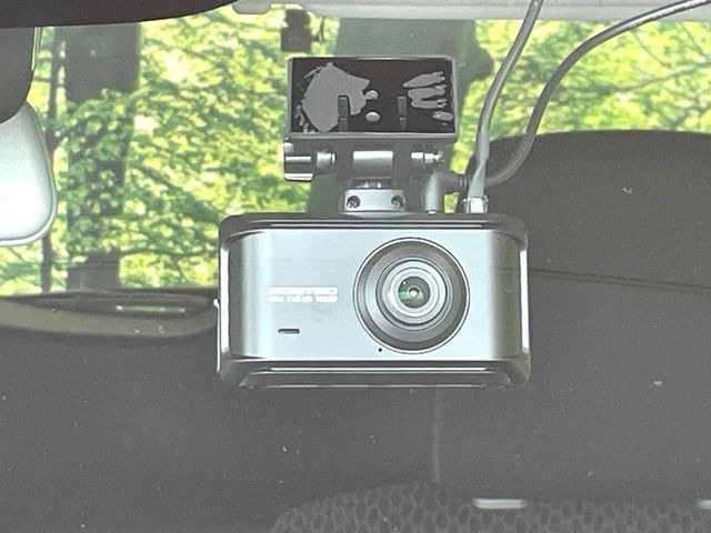 �y�h���C�u���R�[�_�[�z�h���C�u���R�[�_�[����!���s���͂������A������^�]�⎖�̂ɑ��������ہA�f���ŋL�^���A����̃��X�N�ɔ����܂��B���L�^�pSD�J�[�h�͂��q�l�����g�ł��������������K�v������܂��B