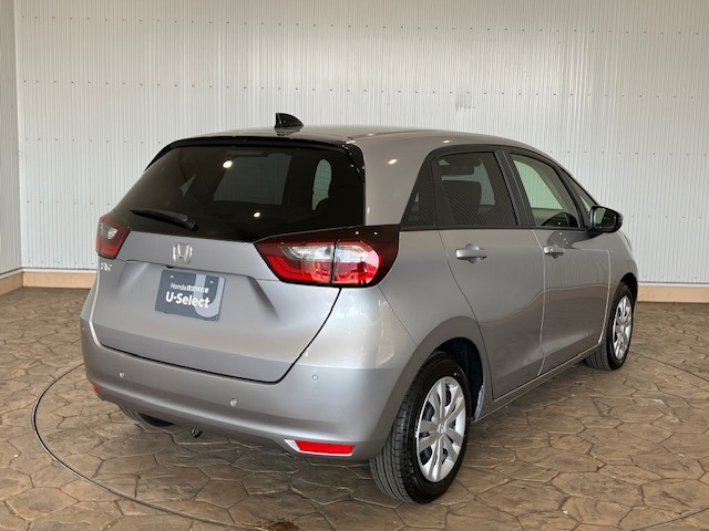 フィット1.5 ベーシック