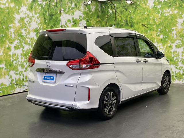 フリード+1.5 ハイブリッド クロスター ホンダセンシング