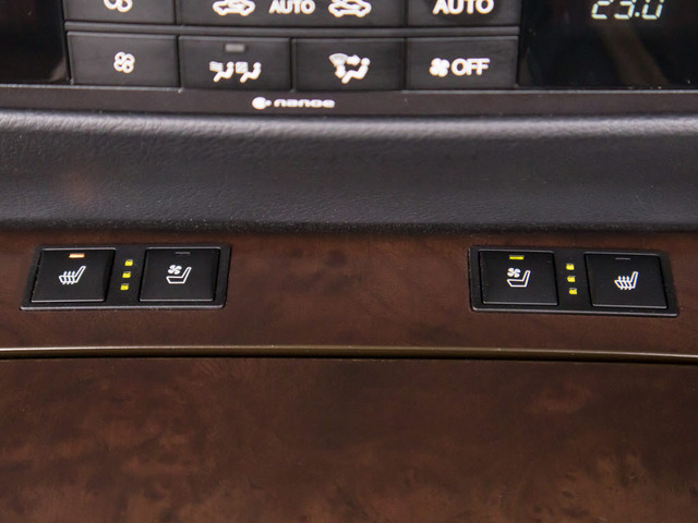 �G�A�V�[�g&�V�[�g�q�[�^�[���������Ă���܂��̂ŃI�[���V�[�Y�����K�ɂ���Ԓ����܂��B