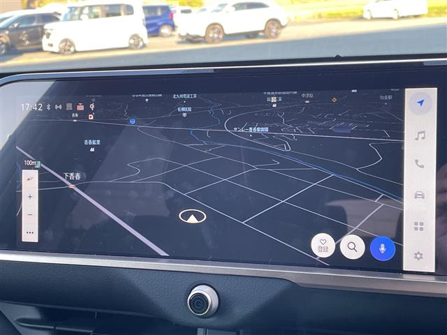 クラウンスポーツ2.5 Z E-Four 4WD