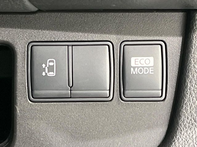 �y�p���[�X���C�h�h�A�z�X�}�[�g�L�[��^�]�Ȃ̃X�C�b�`�ŃX���C�h�h�A�̊J���\���d��������͂����ăh�A���J����K�v�������A���������q�l�ł��A�d���ו��������Ă��鎞�����N�ɊJ���߂ł��܂���