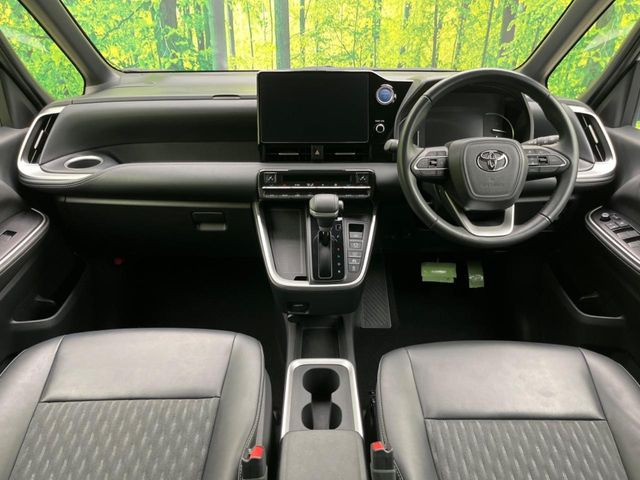 ノア1.8 ハイブリッド S-Z