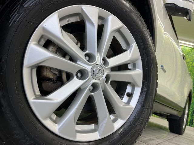 �y����17�C���`�A���~�z�C�[���z�O�ςɃ}�b�`���������A���~�z�C�[���𑕒����Ă���܂��B�e��ЊO�A���~�z�C�[����A�X�^�b�h���X�^�C�����戵�����Ă���܂��B���񂲑��k����������