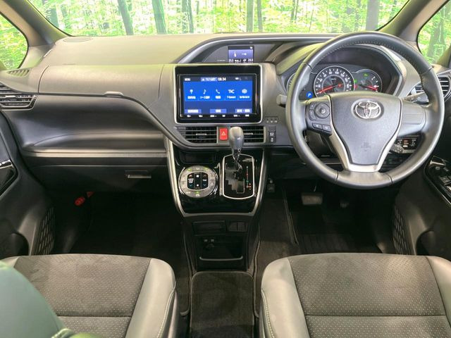 ヴォクシー2.0 ZS 煌III