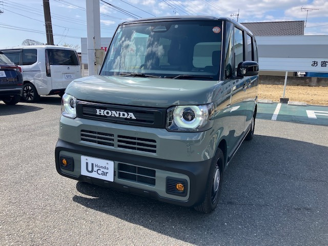 N-BOXジョイ 2トーン