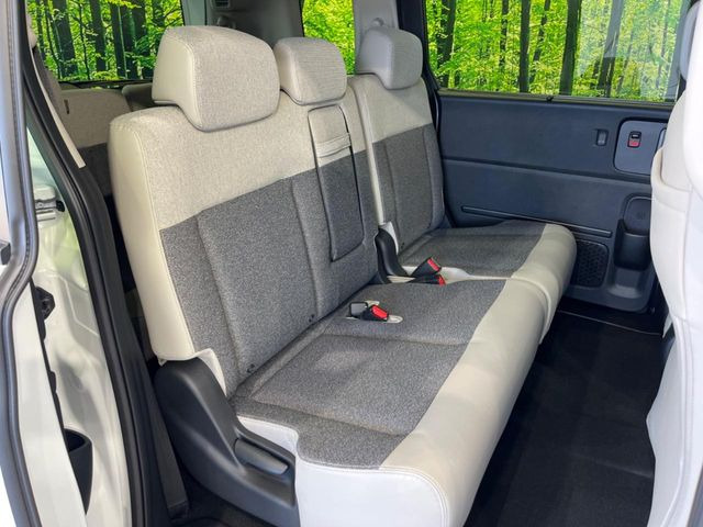 �y�n�[�t���U�[�V�[�g�z�������ƍ���S�n�𗼗������l�C�̃V�[�g���w�ʁE���ʂ̃t�@�u���b�N�f�ނ́A�ʋC���̗ǂ��⊊��ɂ����ɗD��Ă��܂��B�C���╞���ɍ��E���ꂸ���K�ɂ���肢�������܂��B