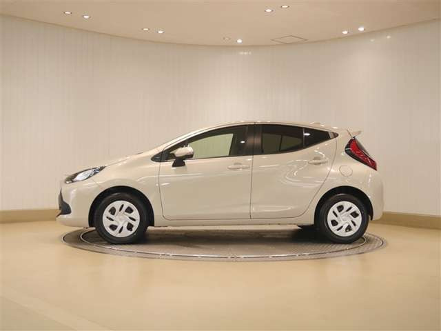 アクア1.5 X E-Four 4WD