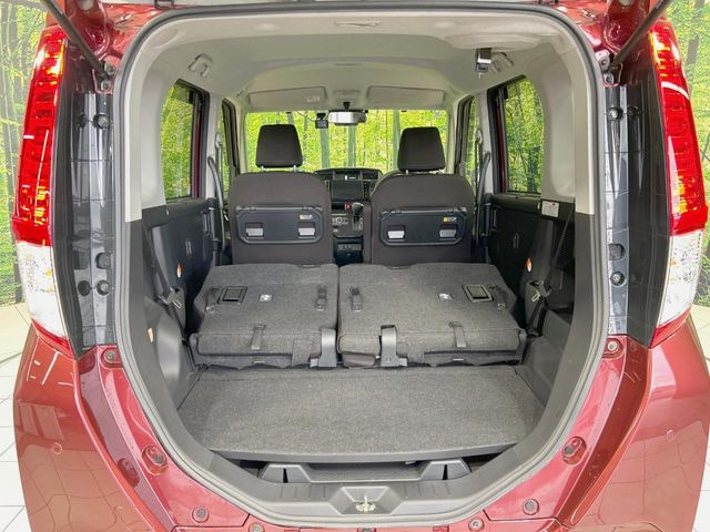 ���i�̂���������ʋ΁A���}���ɏ\���ȉ׎��X�y�[�X���m�ۂ��Ă���܂��B�Z�J���h�V�[�g��|���ƁA�傫�ȉו��̐ύڂ��\�ł���