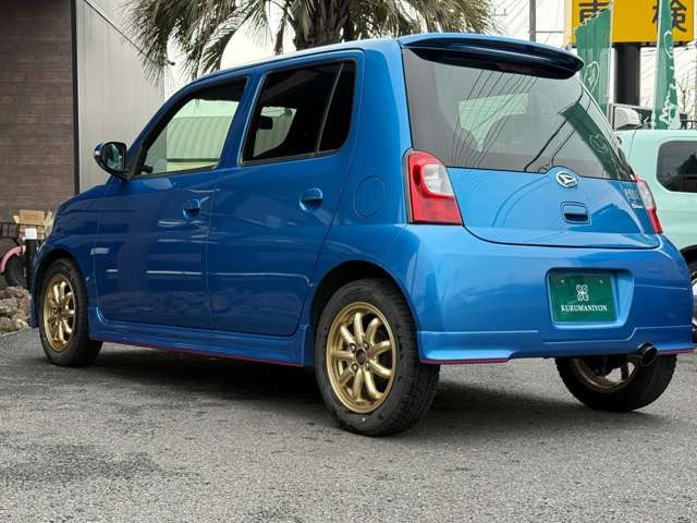 エッセカスタム