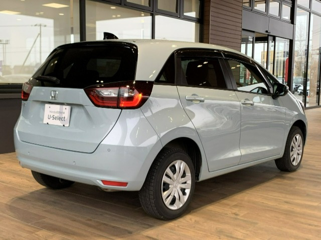 フィット1.5 ホーム 4WD