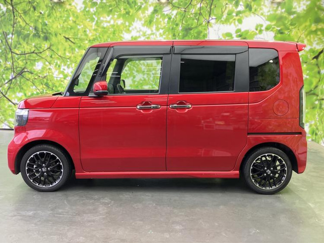 N-BOXカスタムターボ コーディネートスタイル モノトーン