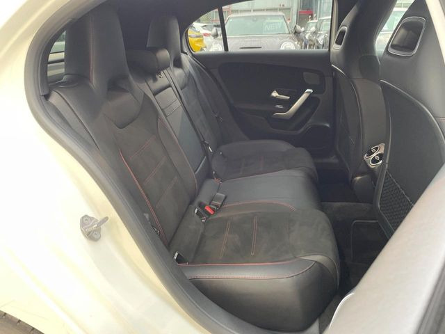 ���㕔���Ȃ��C�ɂȂ�悤�ȃL�Y�E�����ւ��蓙�A�傫�ȃ_���[�W�͂Ȃ��A�ǍD�ȏ�Ԃł��B