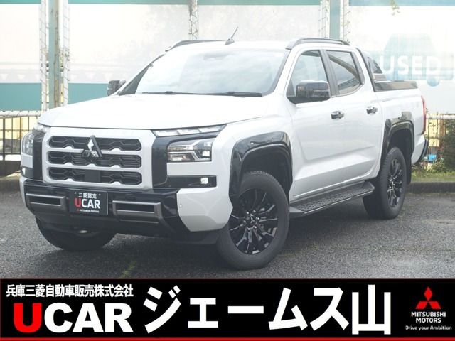 トライトン2.4 GSR ディーゼル 4WD