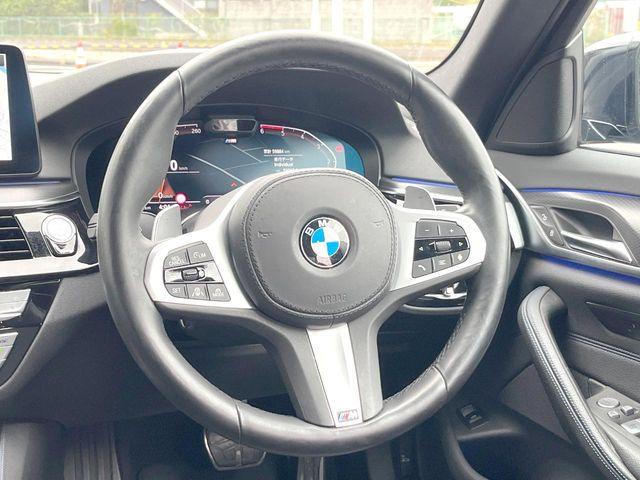 ���n���h�����̃X�������Ȃ��A���ꂢ�ȏ�Ԃ��ێ����Ă���܂��B�e�X�C�b�`���̓�����m�F�ς݂ł��B