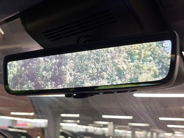 �y�f�W�^���C���i�[�~���[�z��Ȃ̑傫�ȉו��⓯��҂Ō�����m�F���Â炢���ł����S!�J�������B�e�����ԗ�����̉f�������[���~���[���ɕ\���B�N���A�Ȏ��E�ŏ󋵂̊m�F���\�ł�!