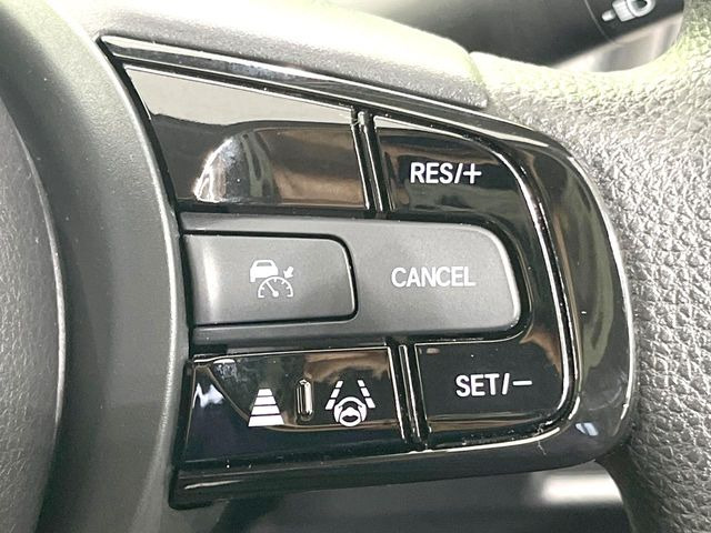 �y�A�_�v�e�B�u�N���[�Y�R���g���[���z�������H�ł̒��������s���y��!!�����ő��x��ۂN���[�Y�R���g���[�����A�Փˌy���V�X�e���ƘA�g���A�O���̎ԗ������m���ĎԊԂ�ۂ悤�ɑ��x���߂��Ă���܂�!!