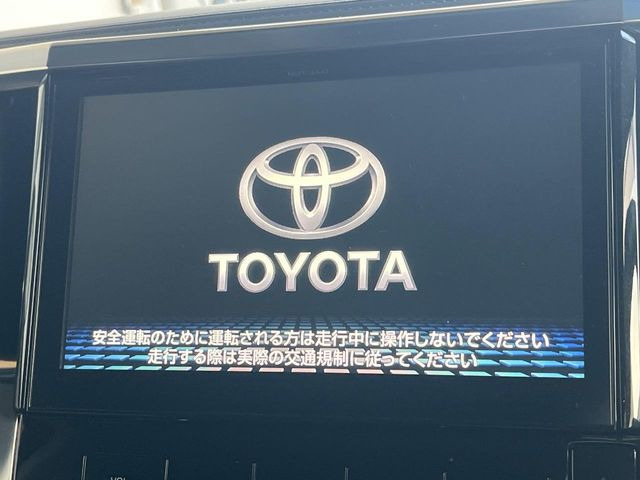 �y�����i�r�z�l�C�̏����i�r�𑕔����Ă���܂��B�i�r�̎g���₷���͂������A�I�[�f�B�I�@�\���[��!�L�����v�◷�s�͂������A�ʋ΂┃�����ȂǕ��i�̃h���C�u���y�����Ȃ�͂���