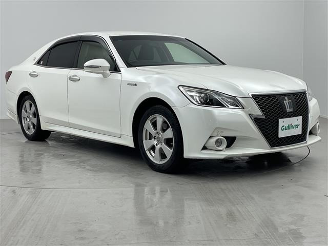 クラウンハイブリッド 2.5 S Four 4WD