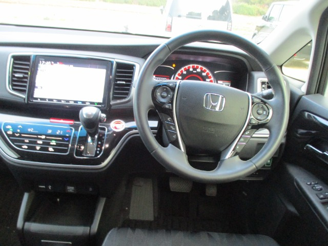 オデッセイ2.4 アブソルート ホンダ センシング