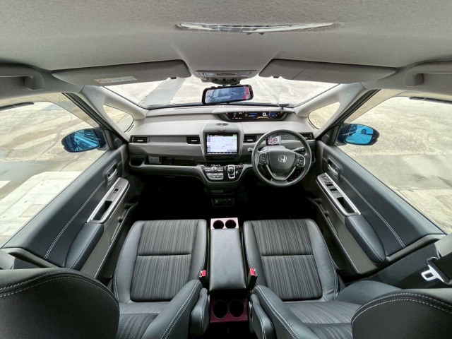 フリード+1.5 ハイブリッド EX