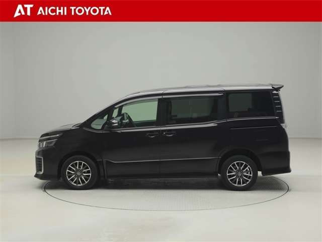 ヴォクシー2.0 ZS 4WD