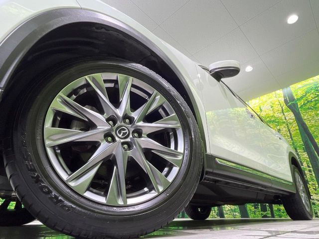 �y����19�C���`�A���~�z�C�[���z�O�ςɃ}�b�`���������A���~�z�C�[���𑕒����Ă���܂��B�e��ЊO�A���~�z�C�[����A�X�^�b�h���X�^�C�����戵�����Ă���܂��B���񂲑��k����������